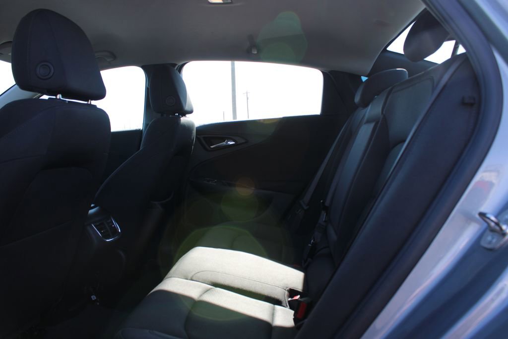 Used 2024 Chevrolet Malibu LT image 18