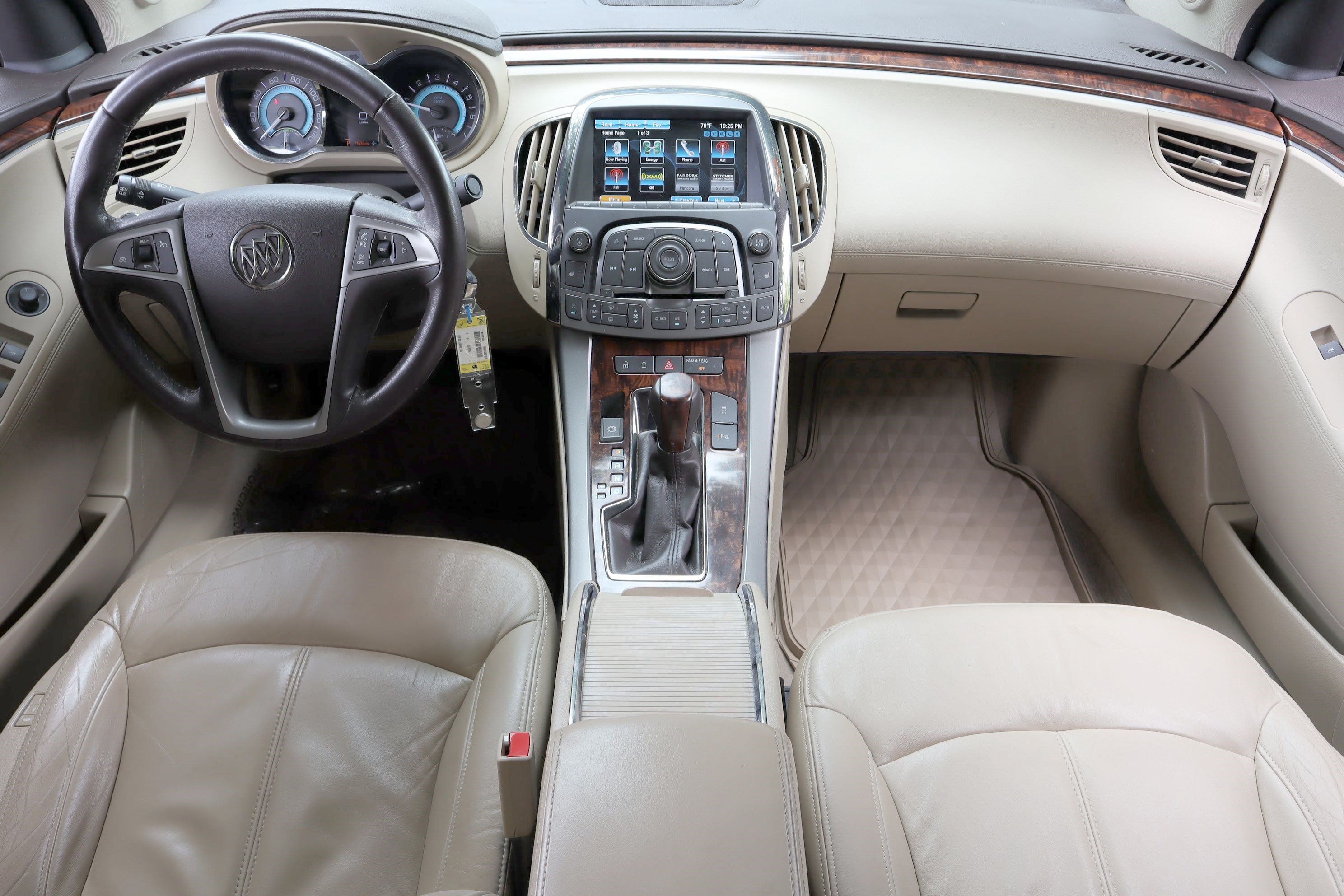 Used 2013 Buick LaCrosse Leather FWD image 7