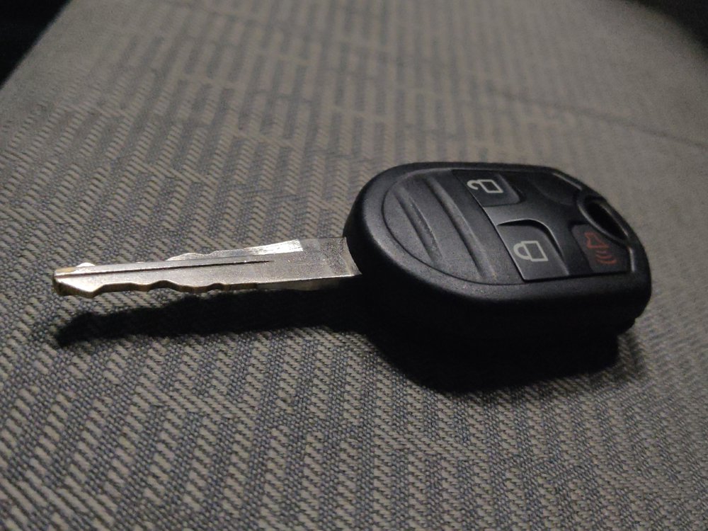 Used 2015 Ford Explorer XLT FWD image 32