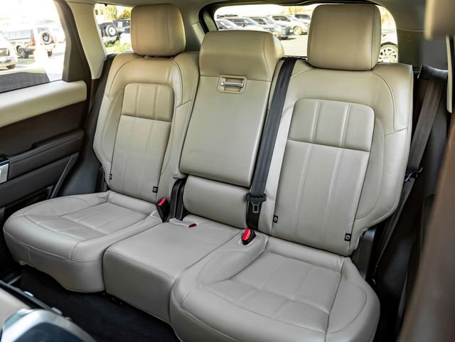 Used 2018 Land Rover Range Rover Sport HSE image 23