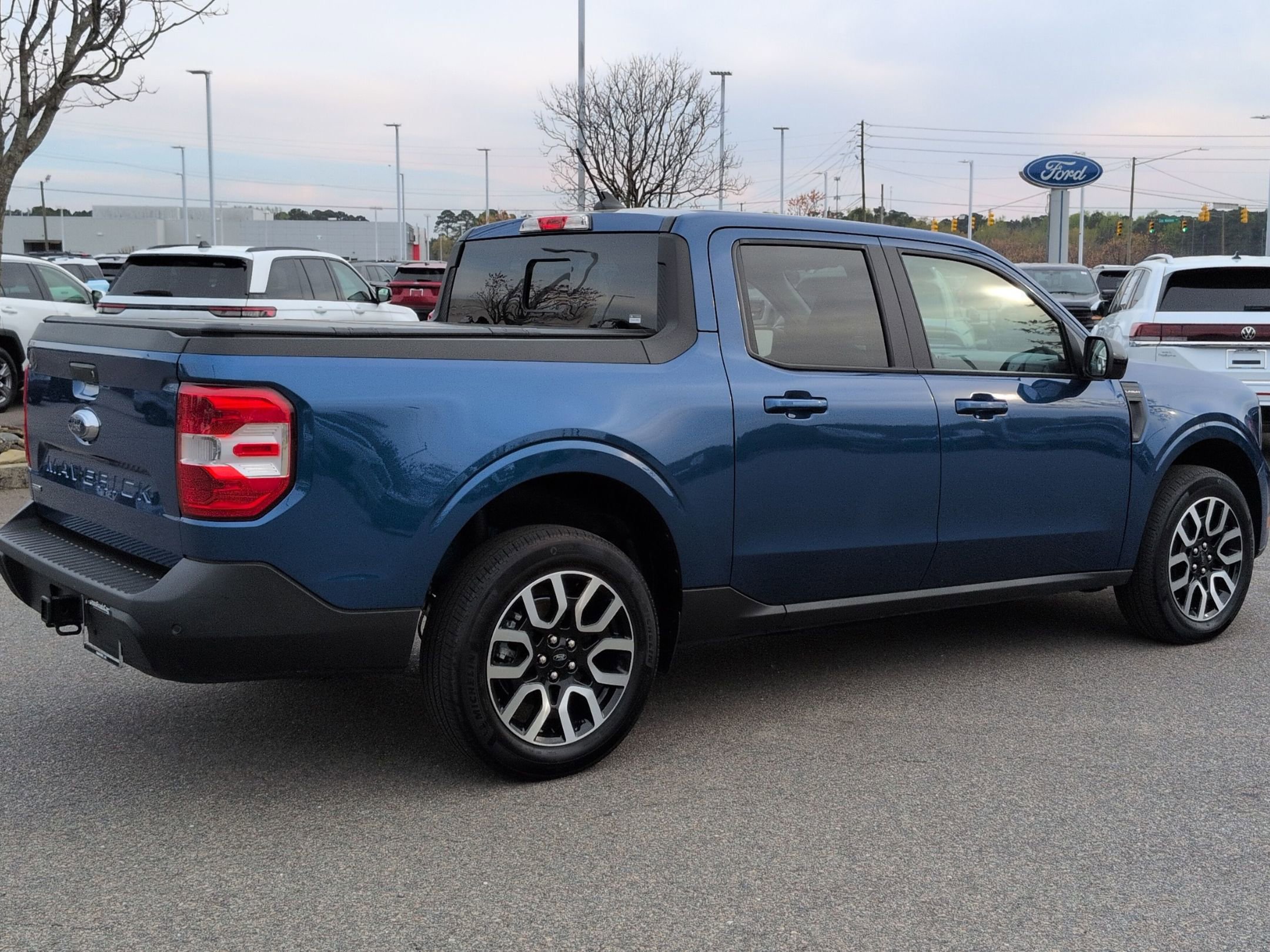 Certified 2024 Ford Maverick Lariat image 8