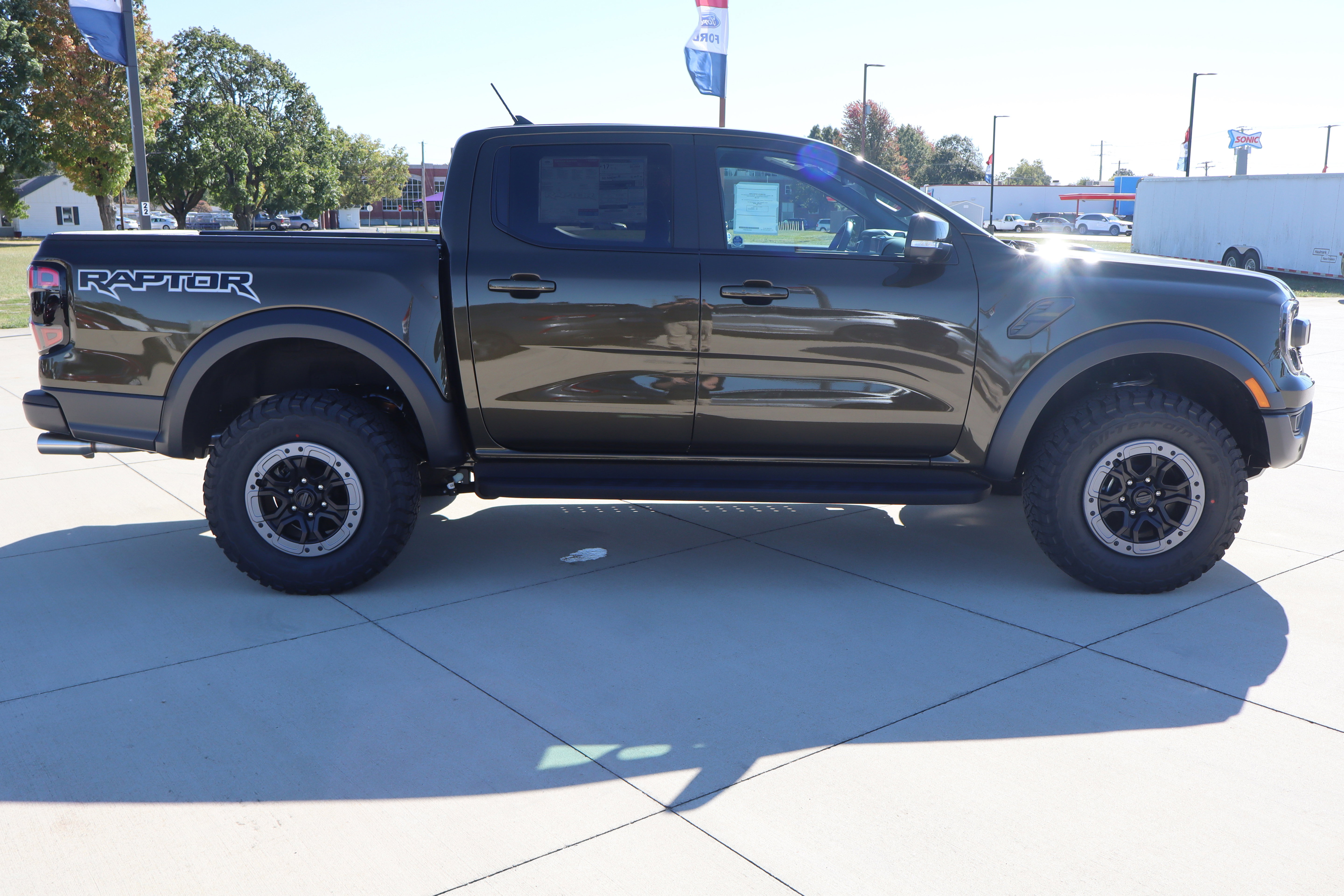 New 2025 Ford Ranger Raptor image 4