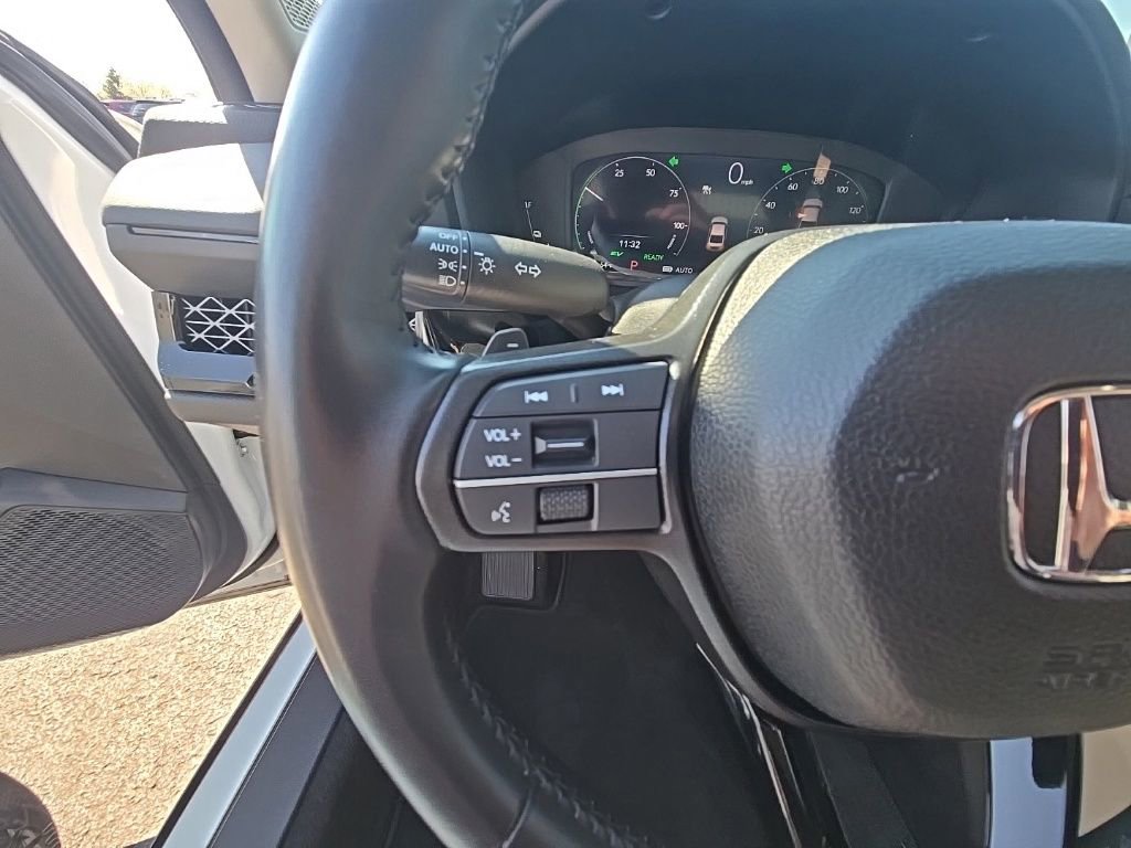 Used 2024 Honda Accord EX-L image 16