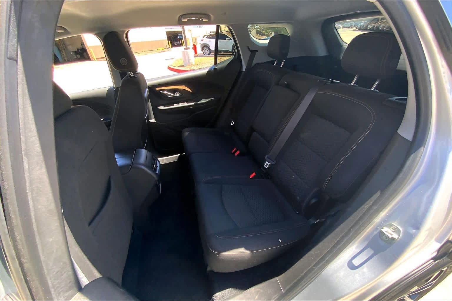 Used 2020 GMC Terrain SLE w/ Elevation Edition FWD image 21