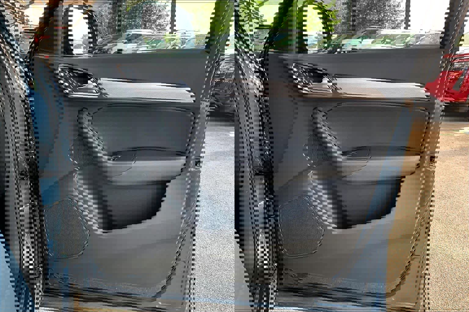 Used 2018 Audi Q3 2.0T Premium w/ Convenience Package FWD image 23