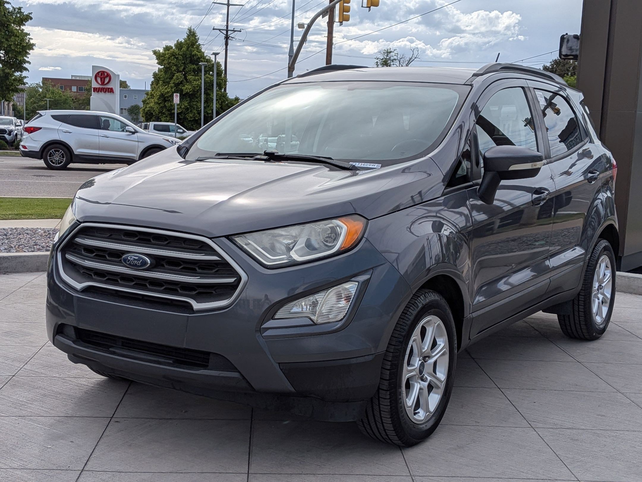 Used 2018 Ford EcoSport SE w/ SE Convenience Package FWD image 9