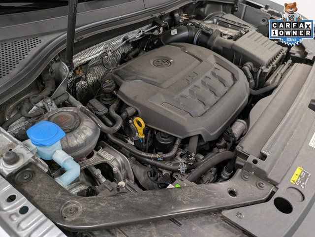 Used 2023 Volkswagen Tiguan SE R-Line AWD/4WD image 35