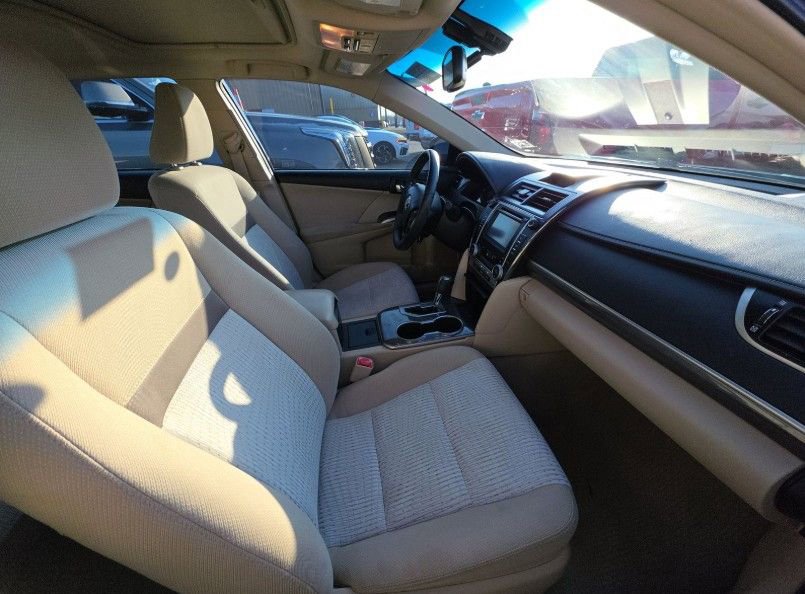 Used 2012 Toyota Camry XLE w/ Convenience Pkg image 26