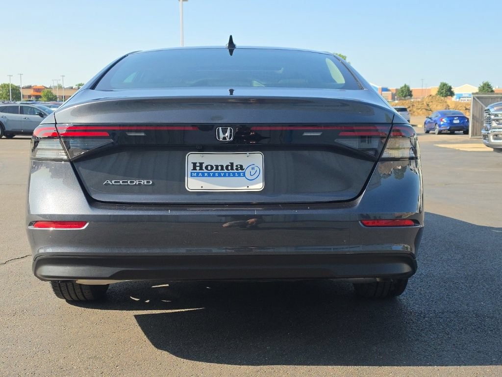 Used 2025 Honda Accord SE image 6