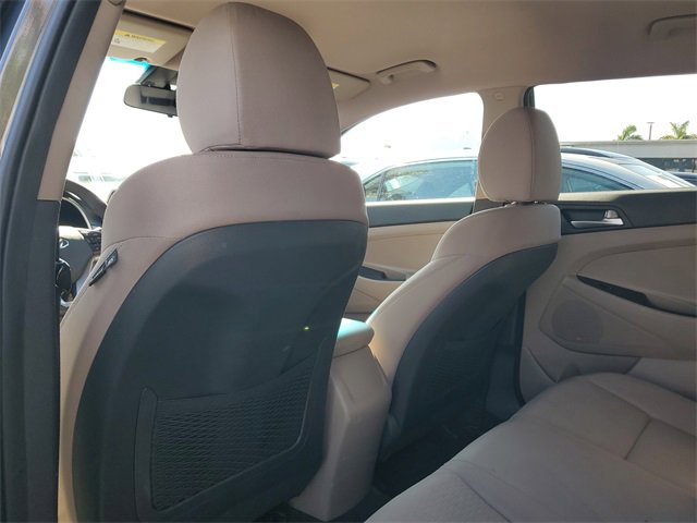 Used 2020 Hyundai Tucson SE w/ Cargo Package image 15