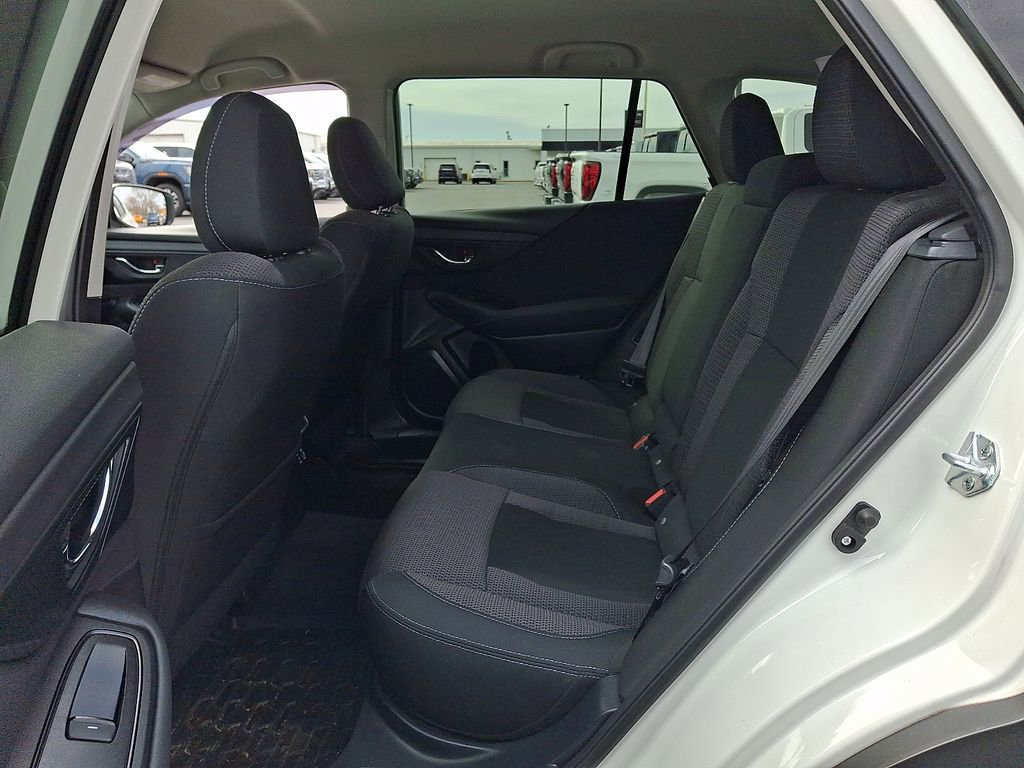 Used 2023 Subaru Outback Premium image 10