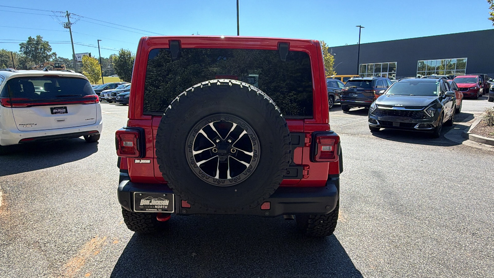 Used 2026 Jeep Wrangler Unlimited Rubicon AWD/4WD image 9