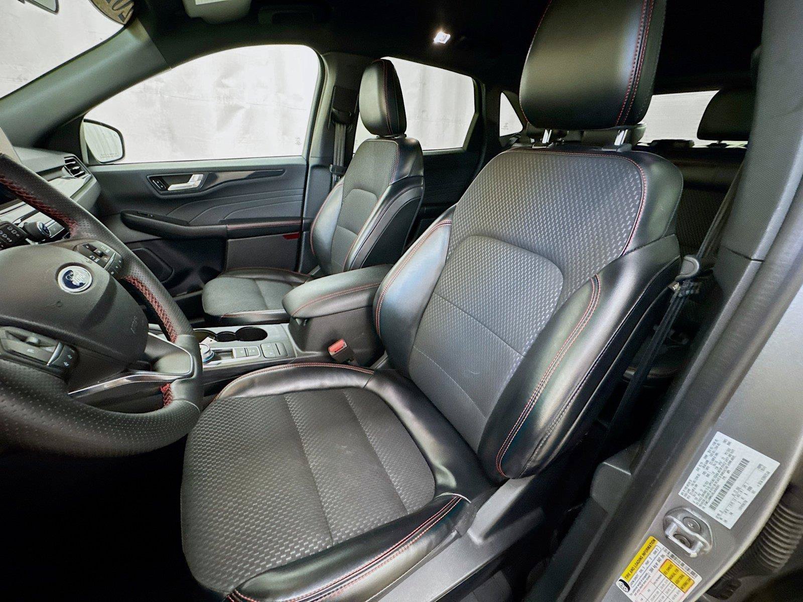 Used 2024 Ford Escape ST-Line AWD/4WD image 5