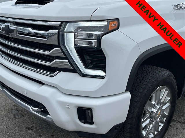 Used 2024 Chevrolet Silverado 3500 High Country w/ High Country Premium Package image 38