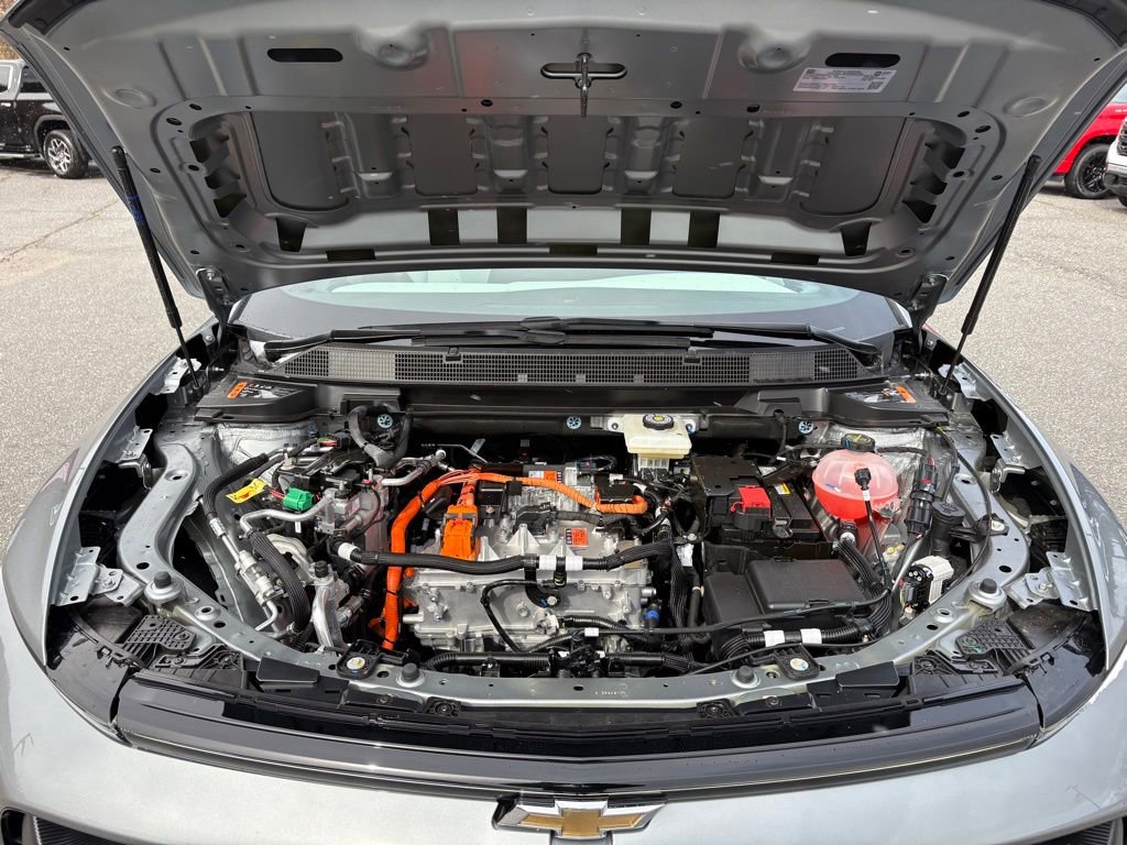 New 2026 Chevrolet Equinox EV LT image 19