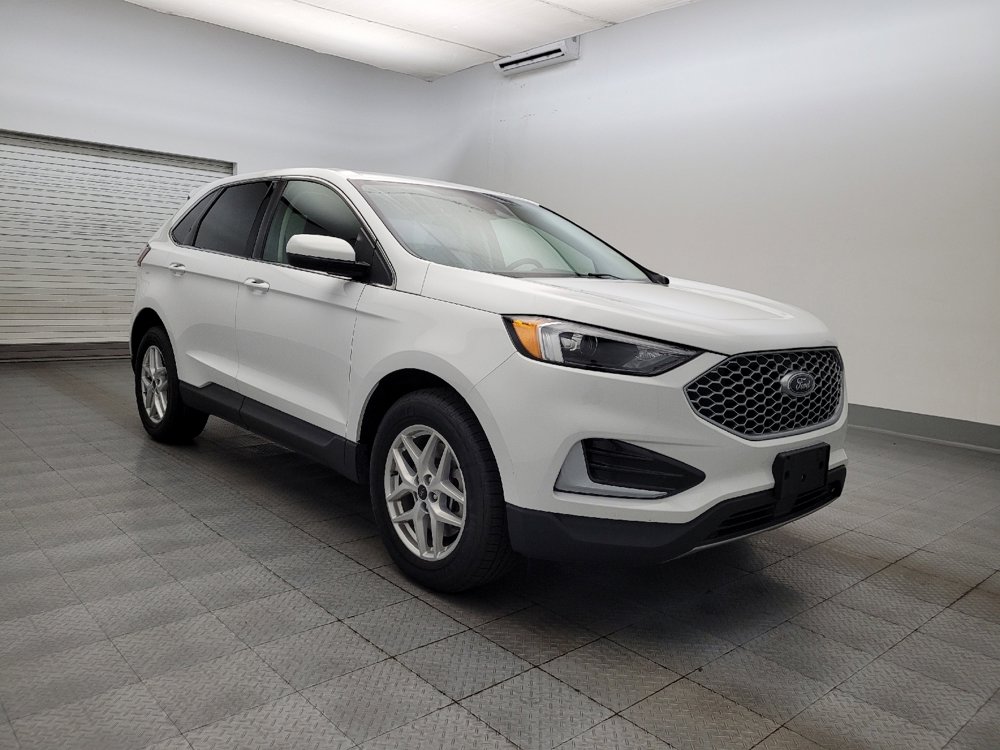 Used 2023 Ford Edge SEL image 13