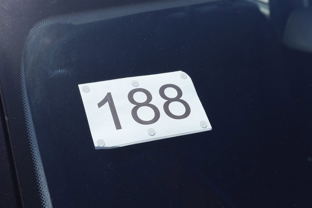 Used 2005 Mercedes-Benz E 500 4MATIC Sedan image 11