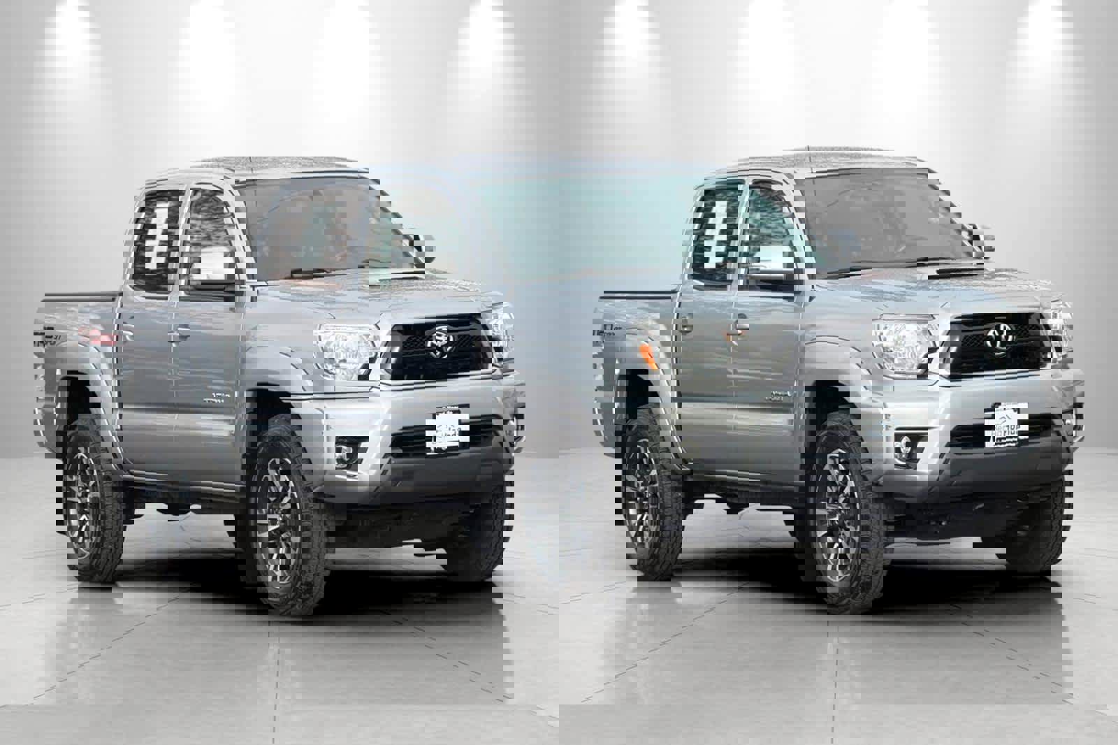 Used 2015 Toyota Tacoma 4x4 Double Cab w/ TRD Sport Package image 9