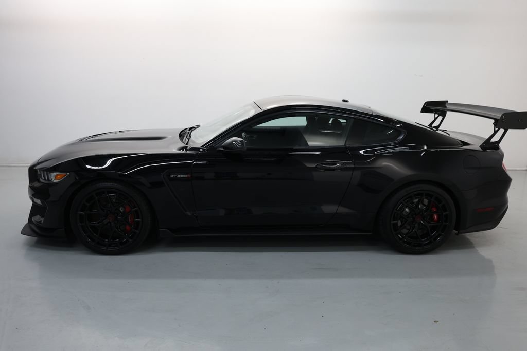 Used 2019 Ford Mustang Shelby GT350R w/ GT350R Equipment Group 920A RWD image 63