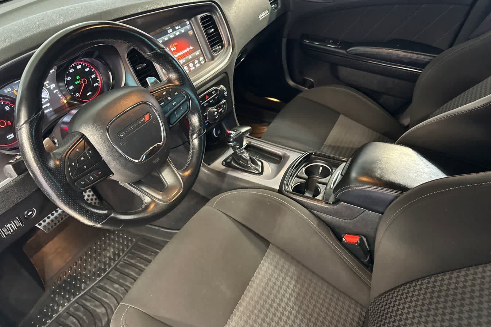 Used 2021 Dodge Charger GT w/ Driver Convenience Group RWD image 12