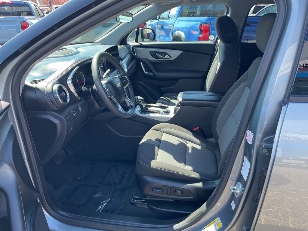 Used 2025 Chevrolet Blazer LT image 12