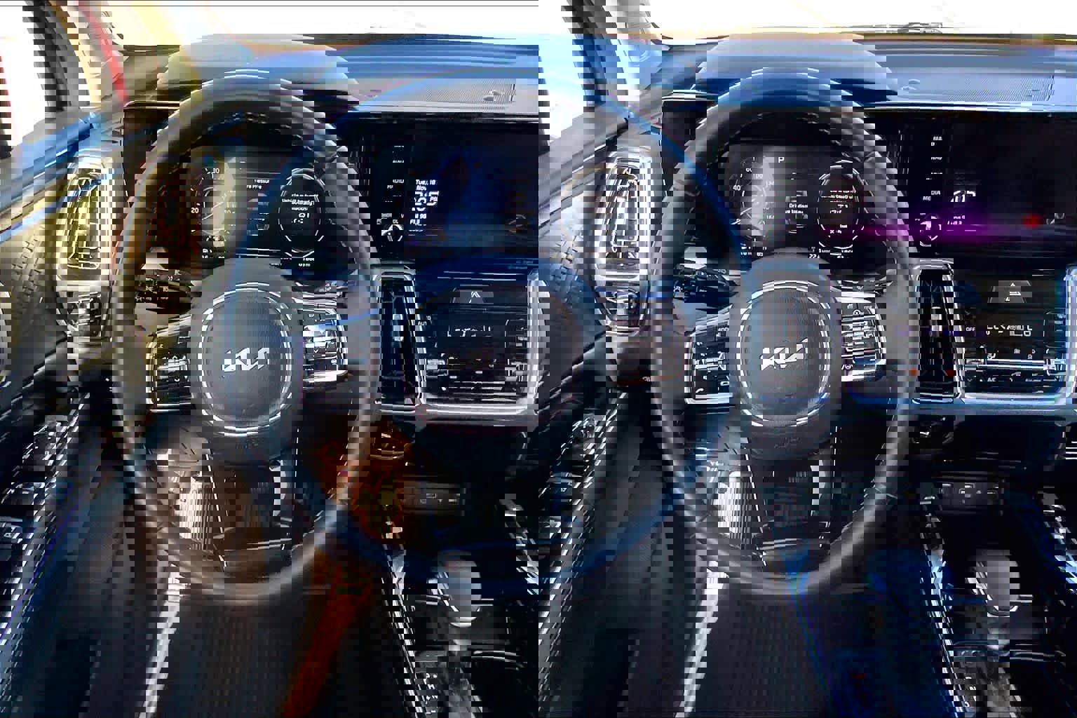 Used 2023 Kia Sorento SX image 5