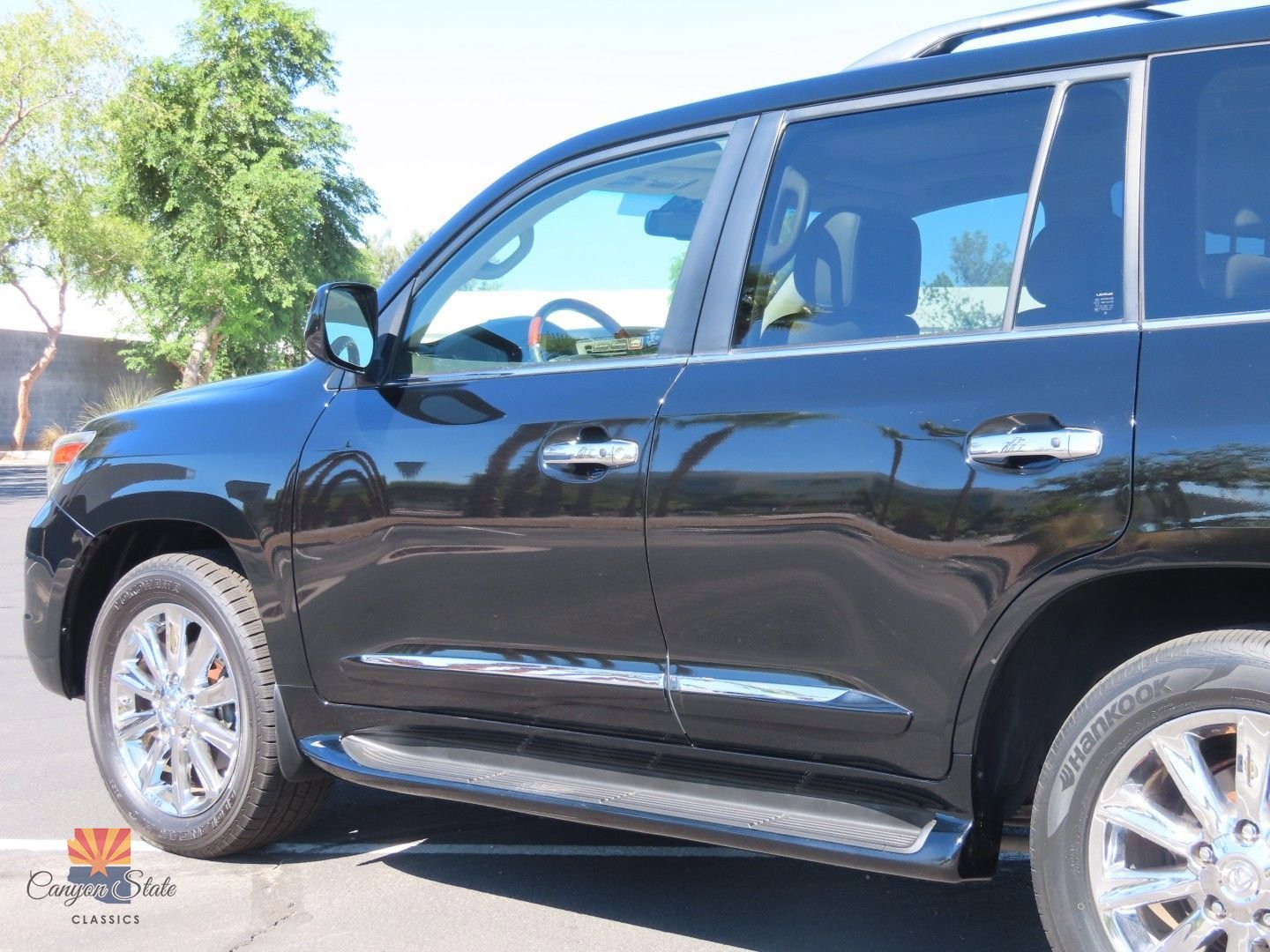 Used 2010 Lexus LX 570 4WD image 21