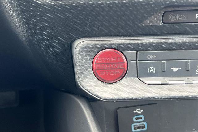 Used 2025 Ford Mustang Convertible RWD image 29