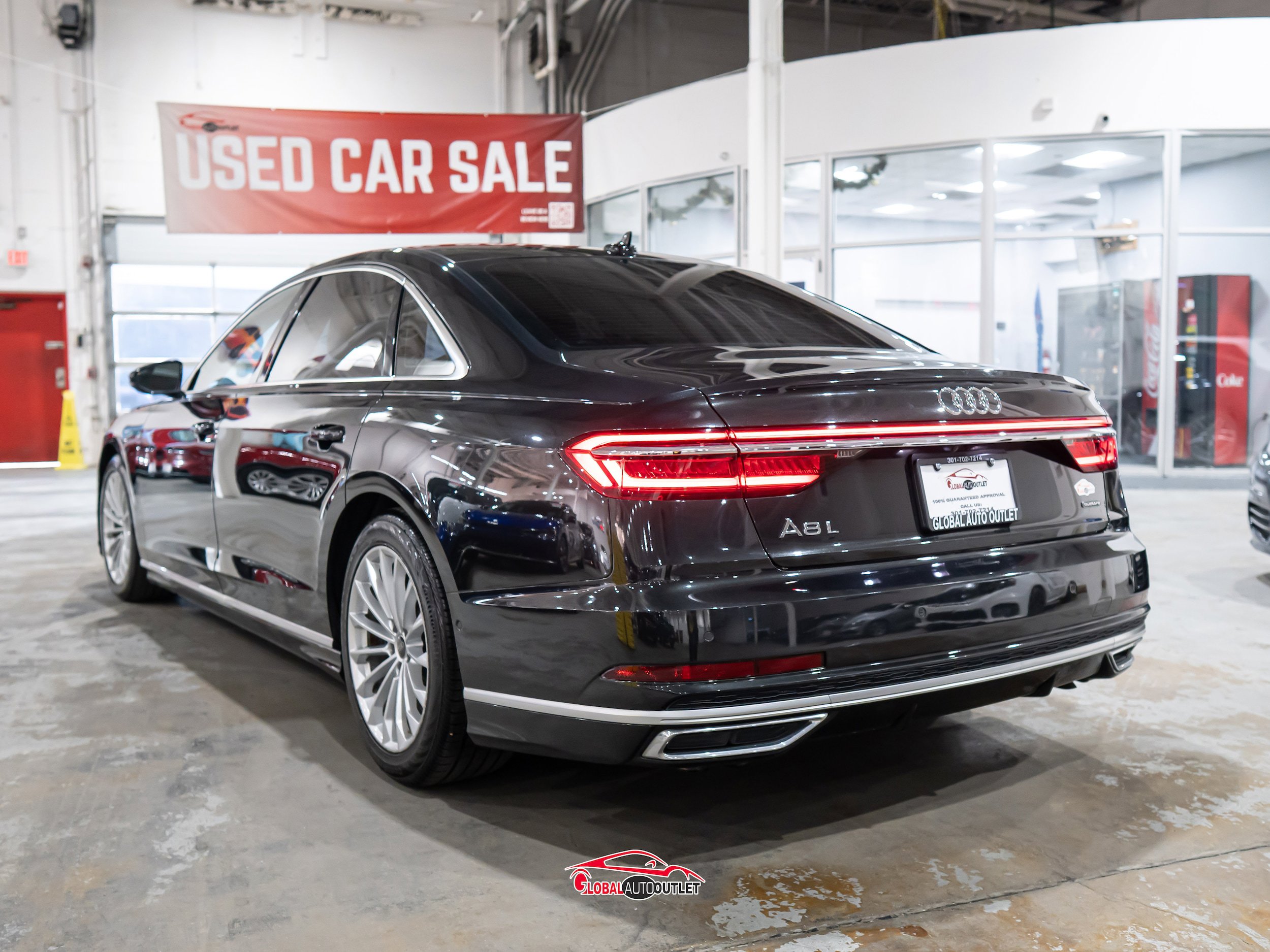 Used 2021 Audi A8 L 4.0T w/ Interior Protection Package image 5