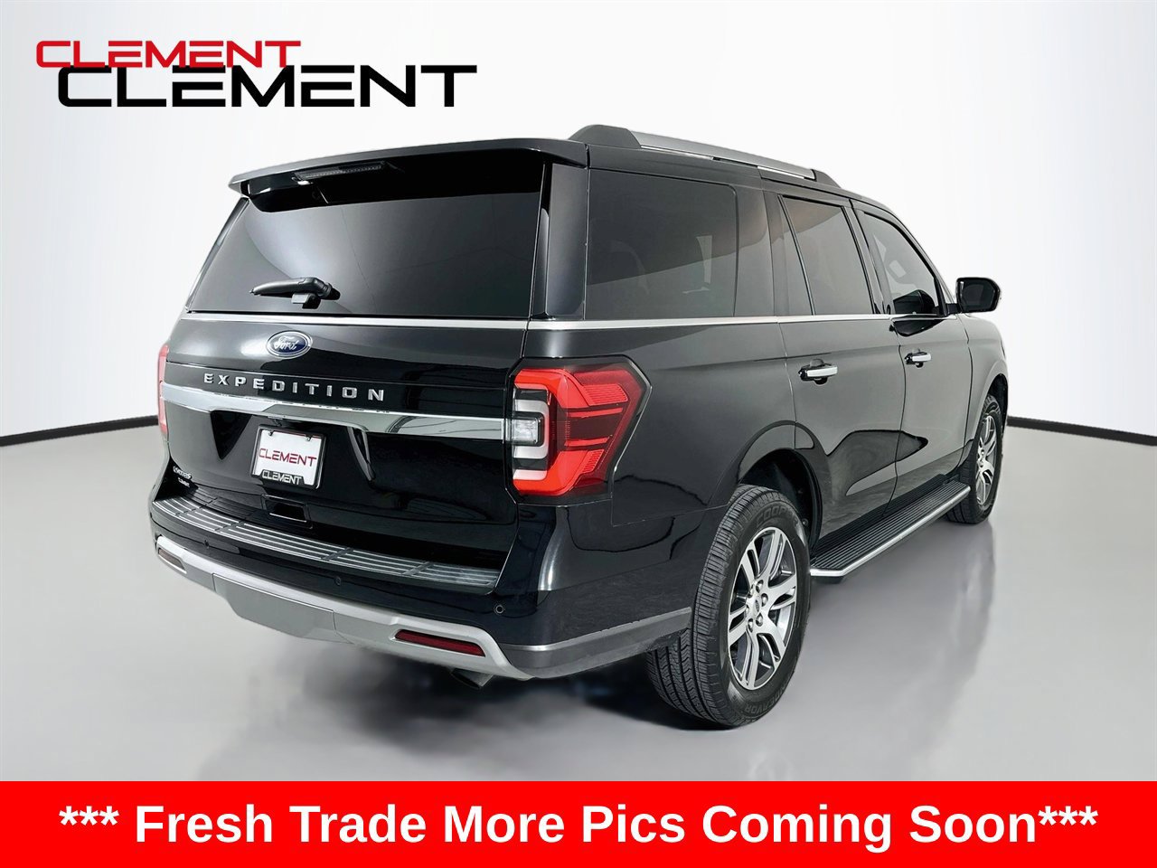 Used 2023 Ford Expedition Limited AWD/4WD image 7
