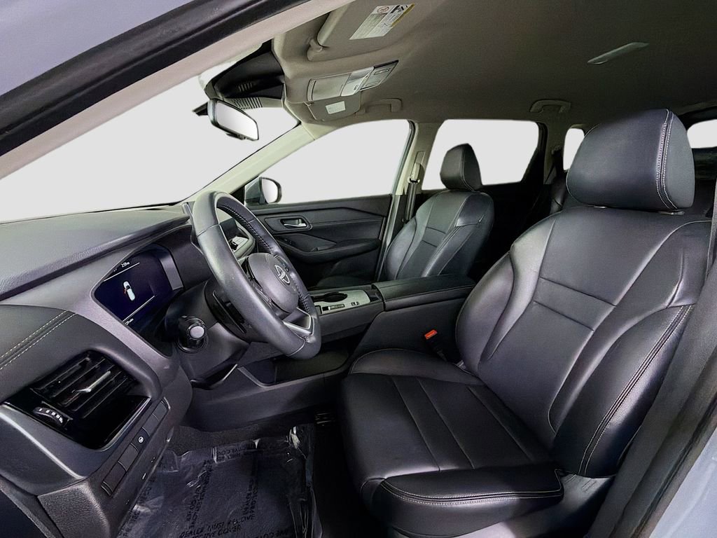 Used 2024 Nissan Rogue SL FWD image 13