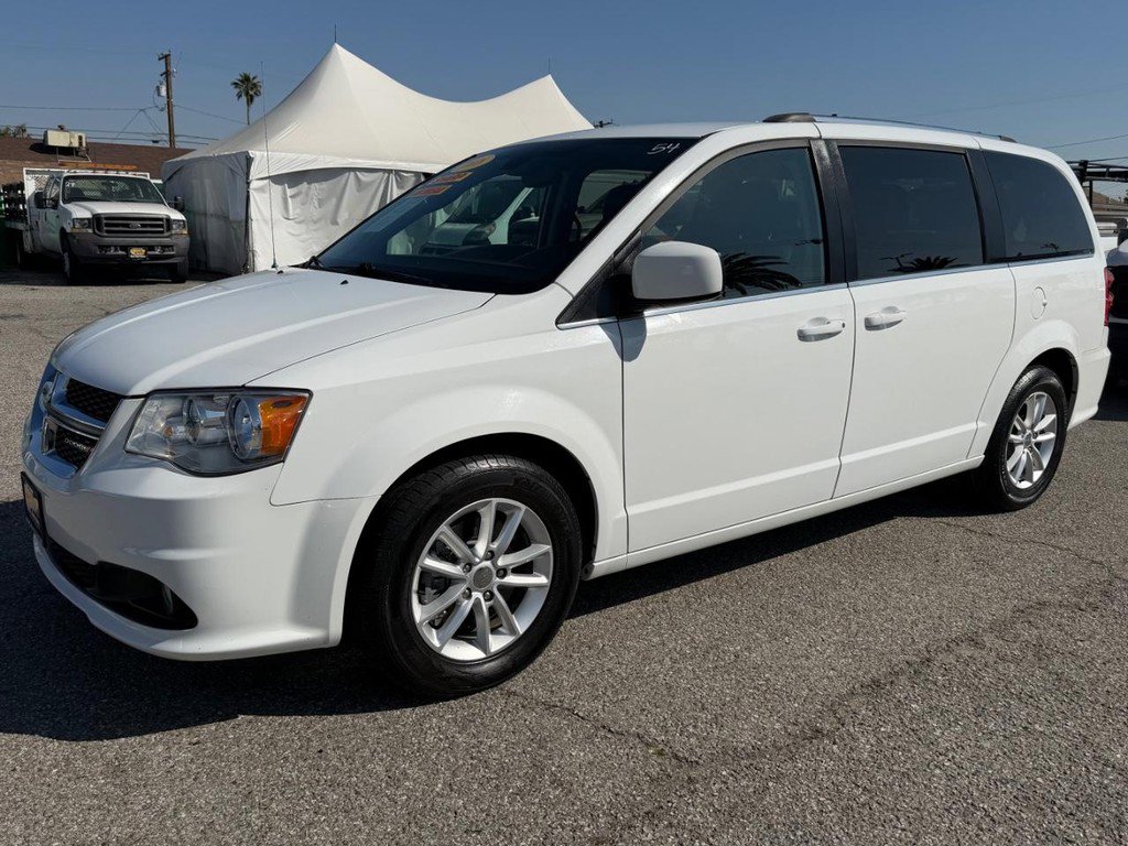 Used 2018 Dodge Grand Caravan SXT image 12
