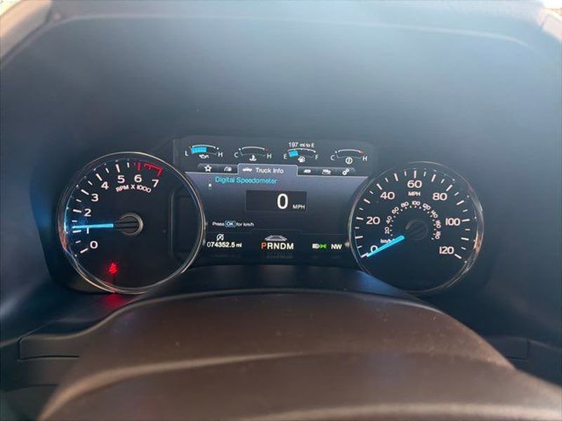 Used 2018 Ford F150 King Ranch w/ Equipment Group 601A Luxury AWD/4WD image 13