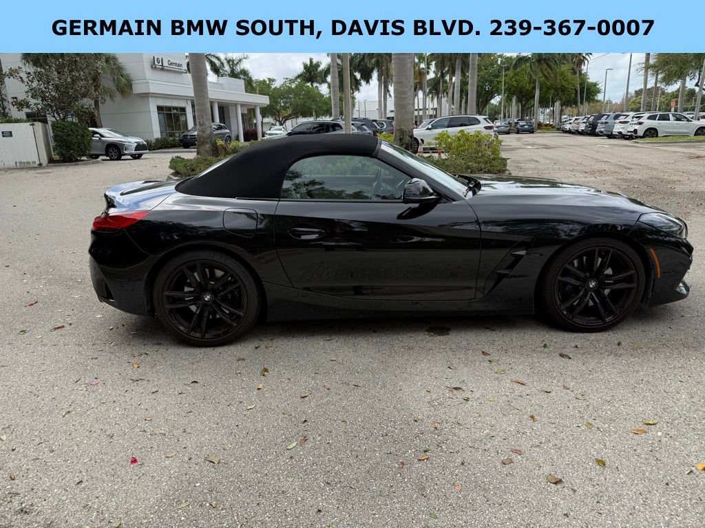 Certified 2023 BMW Z4 M40i w/ Premium Package image 12