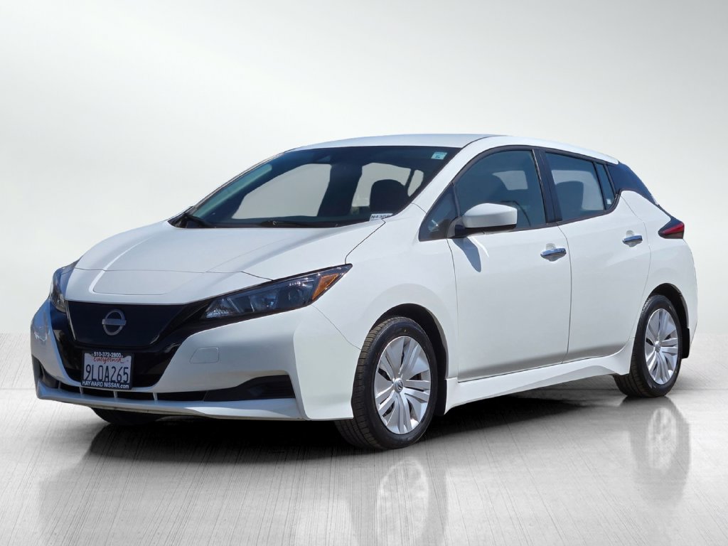 Used 2024 Nissan Leaf S FWD image 9