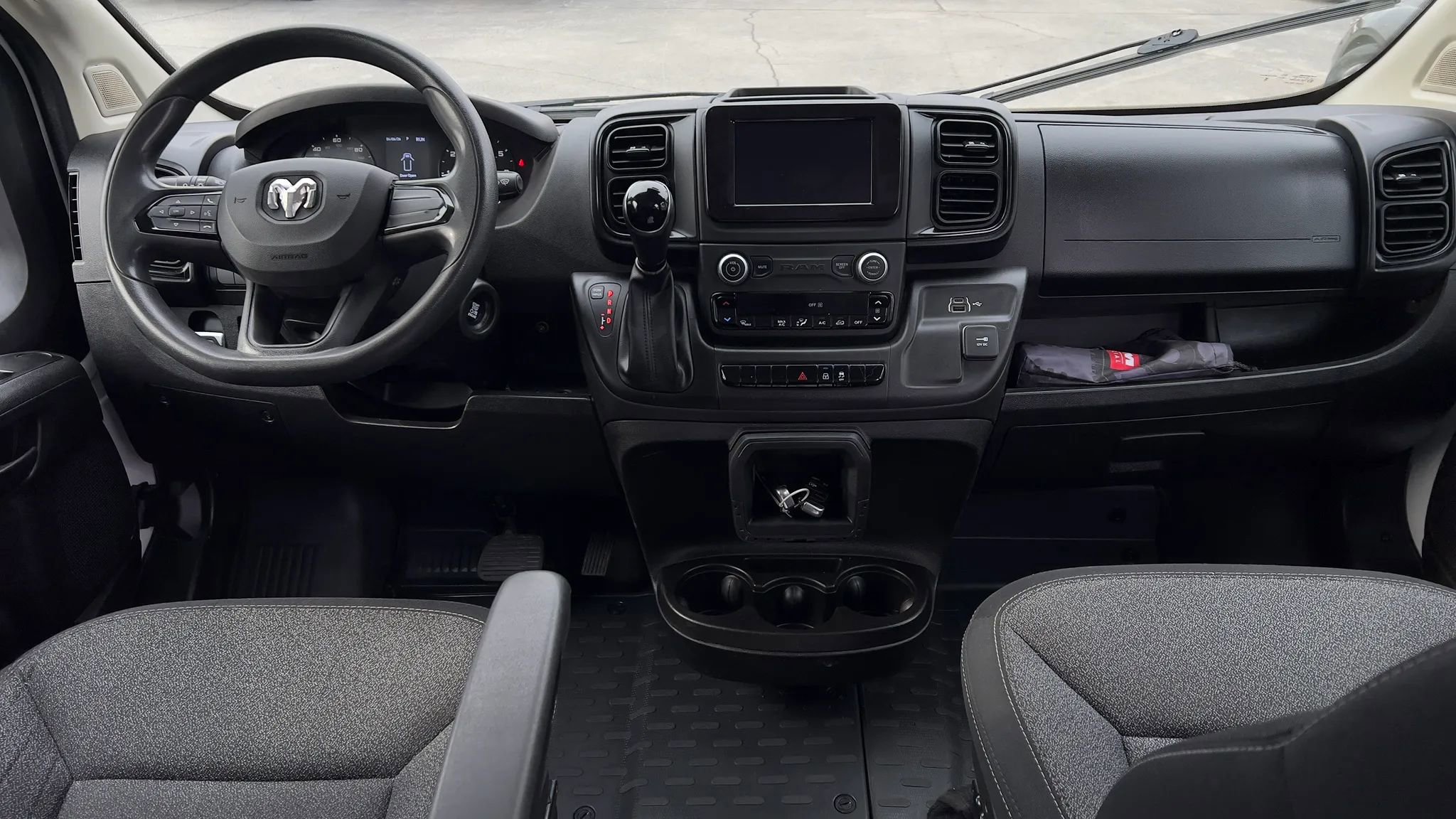 Used 2023 RAM ProMaster 2500 FWD image 21