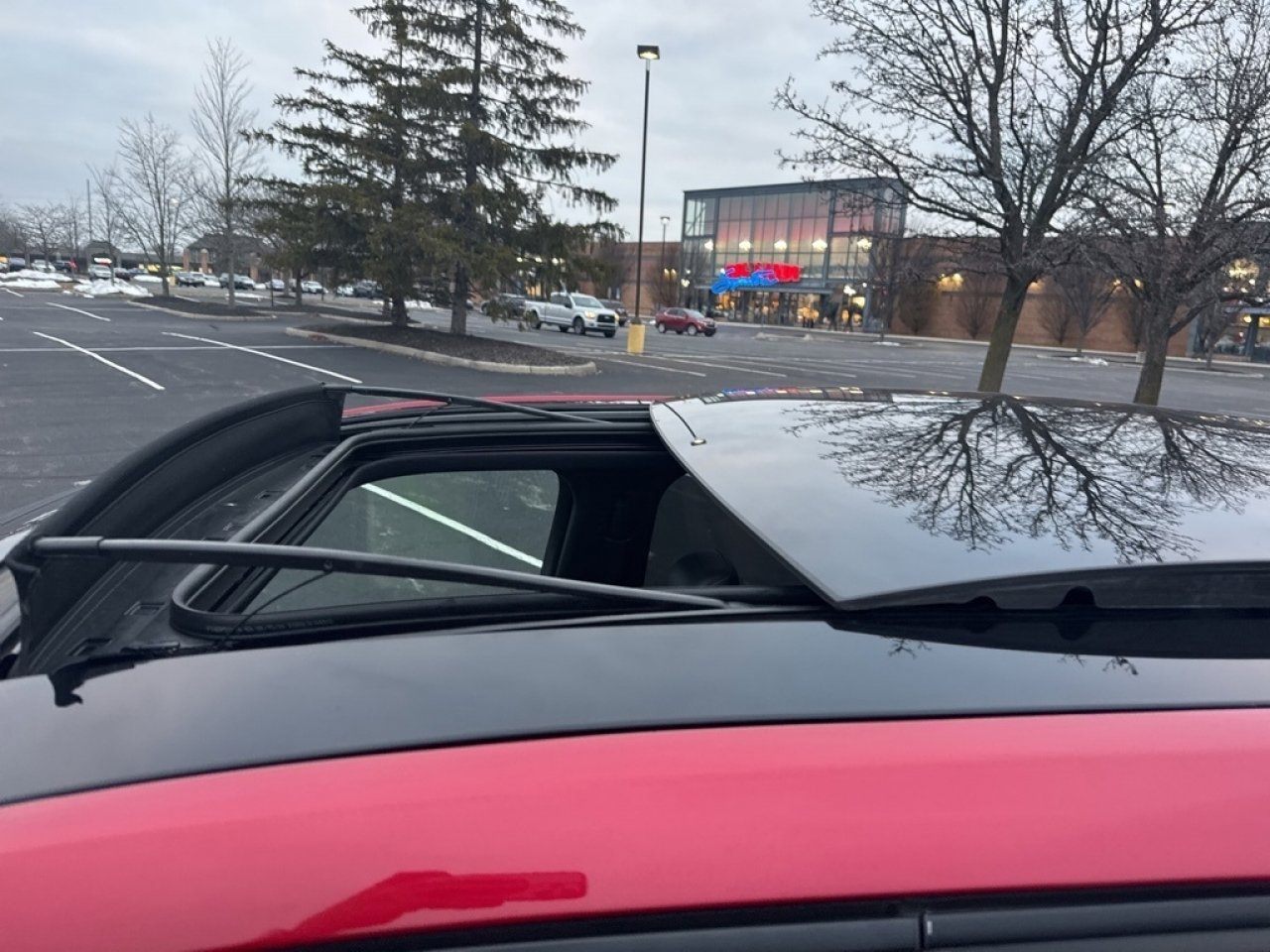 Used 2020 Ford Edge ST w/ Equipment Group 401A image 5