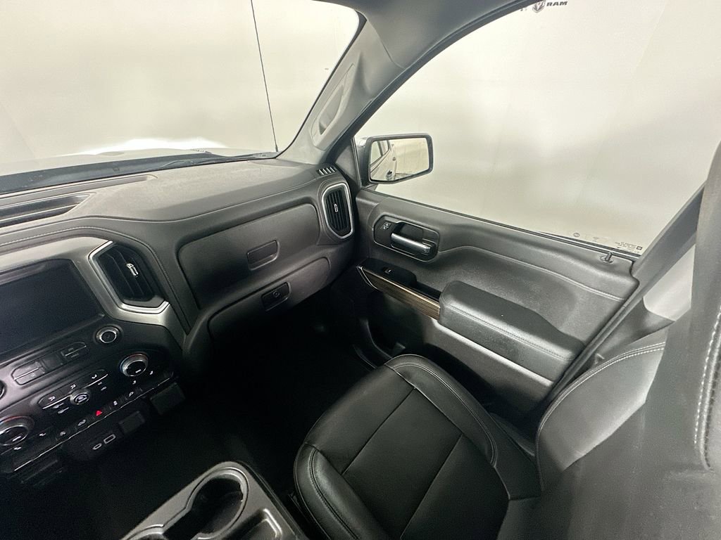 Used 2020 Chevrolet Silverado 1500 LT w/ All-Star Edition image 11