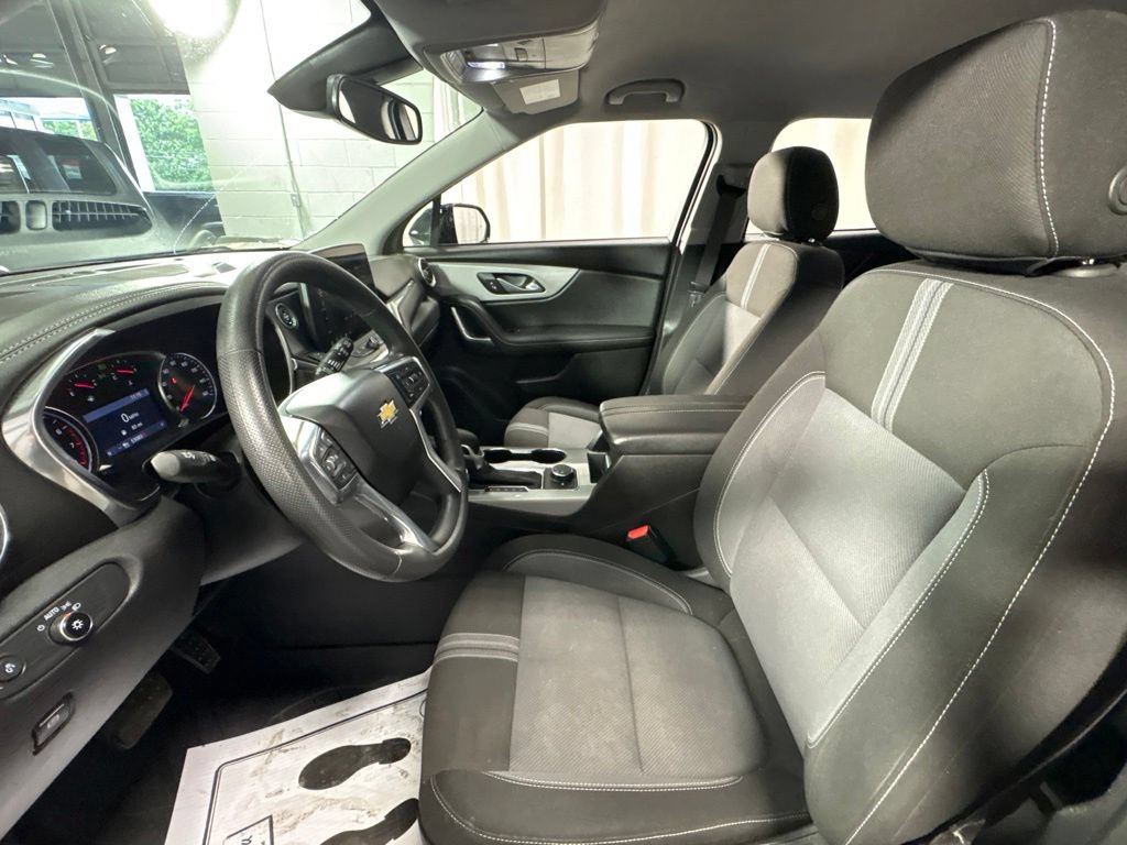Used 2023 Chevrolet Blazer LT w/ Convenience Package FWD image 17