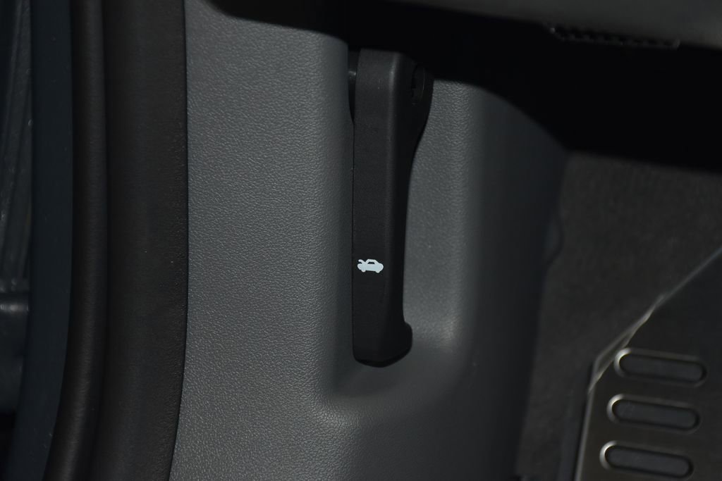 New 2026 Hyundai Elantra Sport image 23