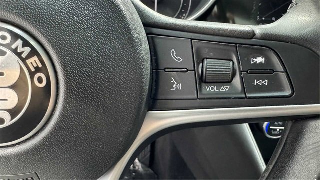 Used 2019 Alfa Romeo Giulia w/ Quick Order Package 22K Sport image 29