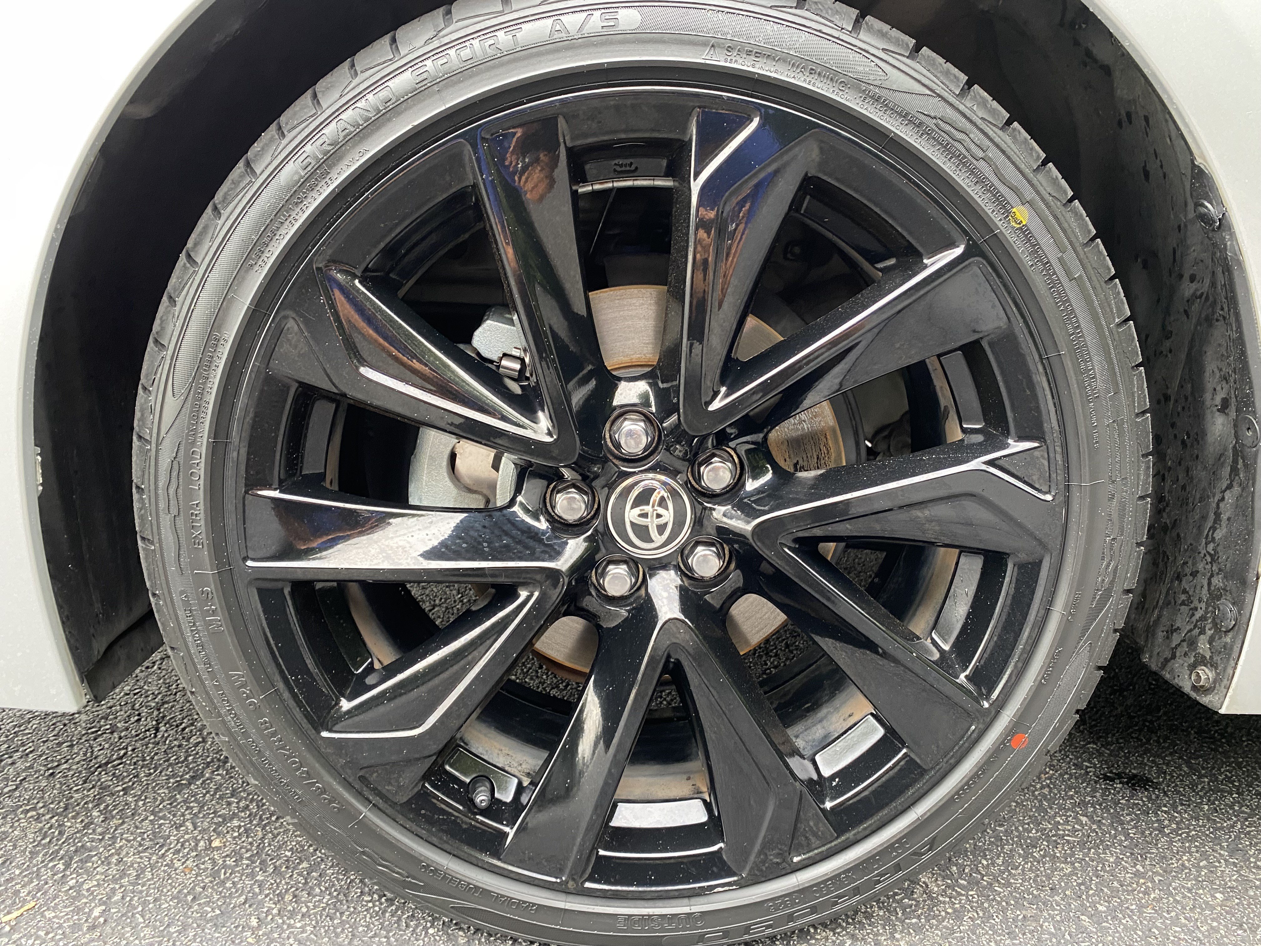 Used 2020 Toyota Corolla SE FWD image 38
