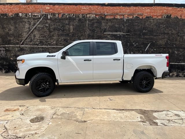 New 2026 Chevrolet Silverado 1500 LT Trail Boss w/ LPO, Dark Essentials Package AWD/4WD image 2