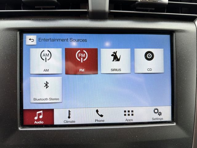 Used 2017 Ford Fusion SE w/ Equipment Group 201A image 18