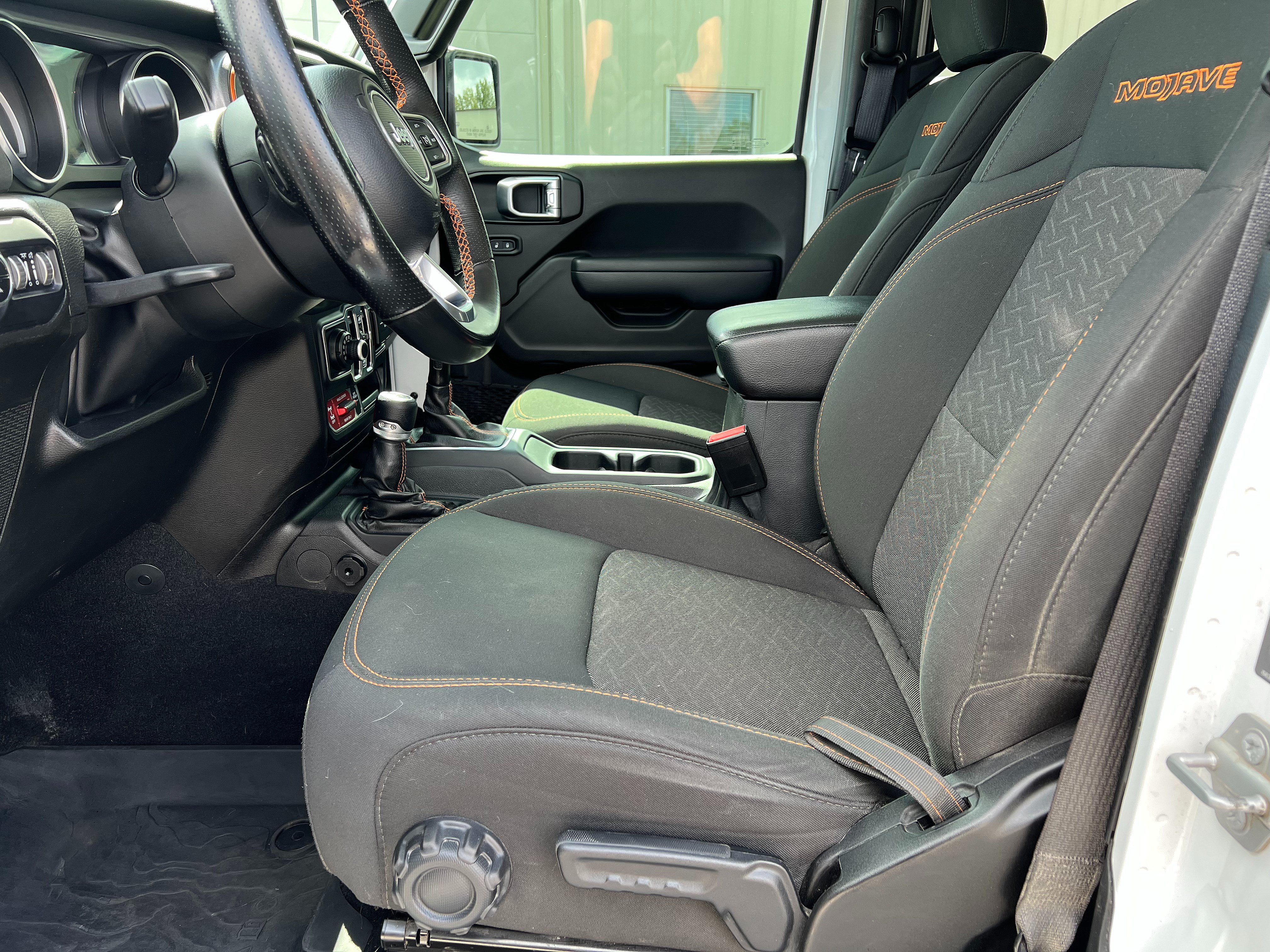 Used 2022 Jeep Gladiator Mojave AWD/4WD image 10