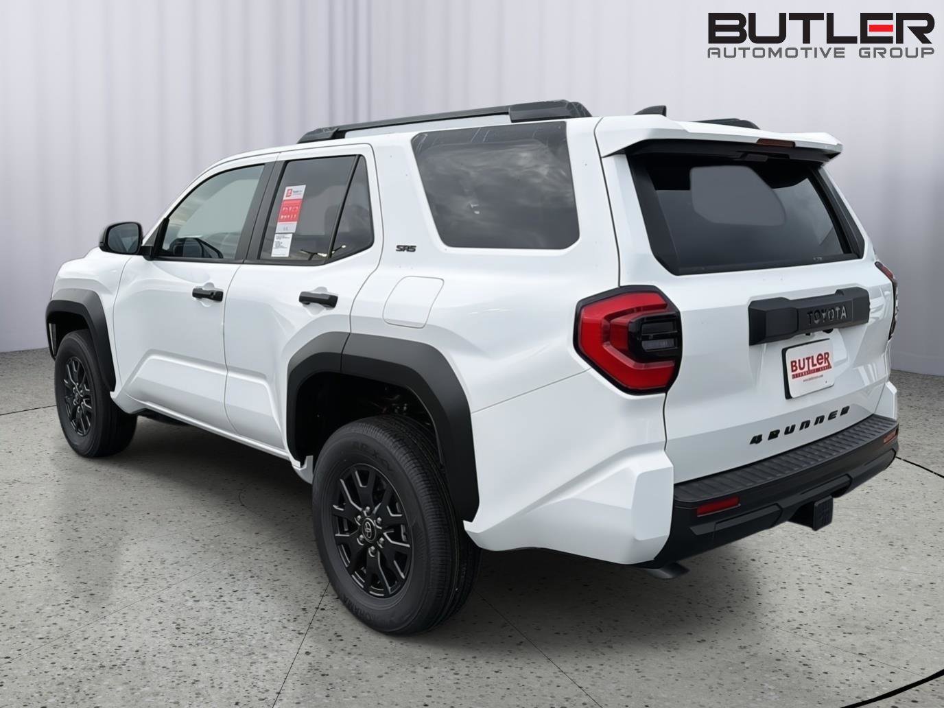 New 2026 Toyota 4Runner SR5 AWD/4WD image 4