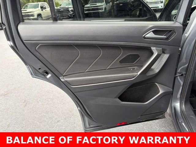 Used 2022 Volkswagen Tiguan SE R-Line FWD image 13