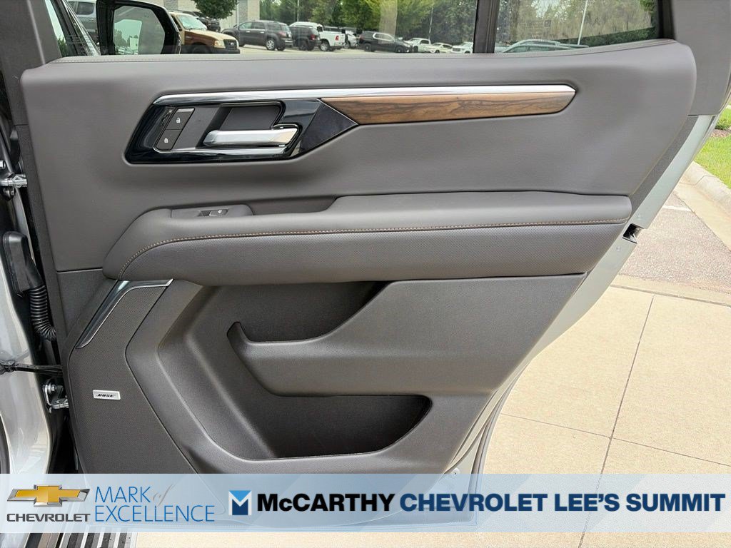 New 2026 Chevrolet Tahoe High Country AWD/4WD image 38