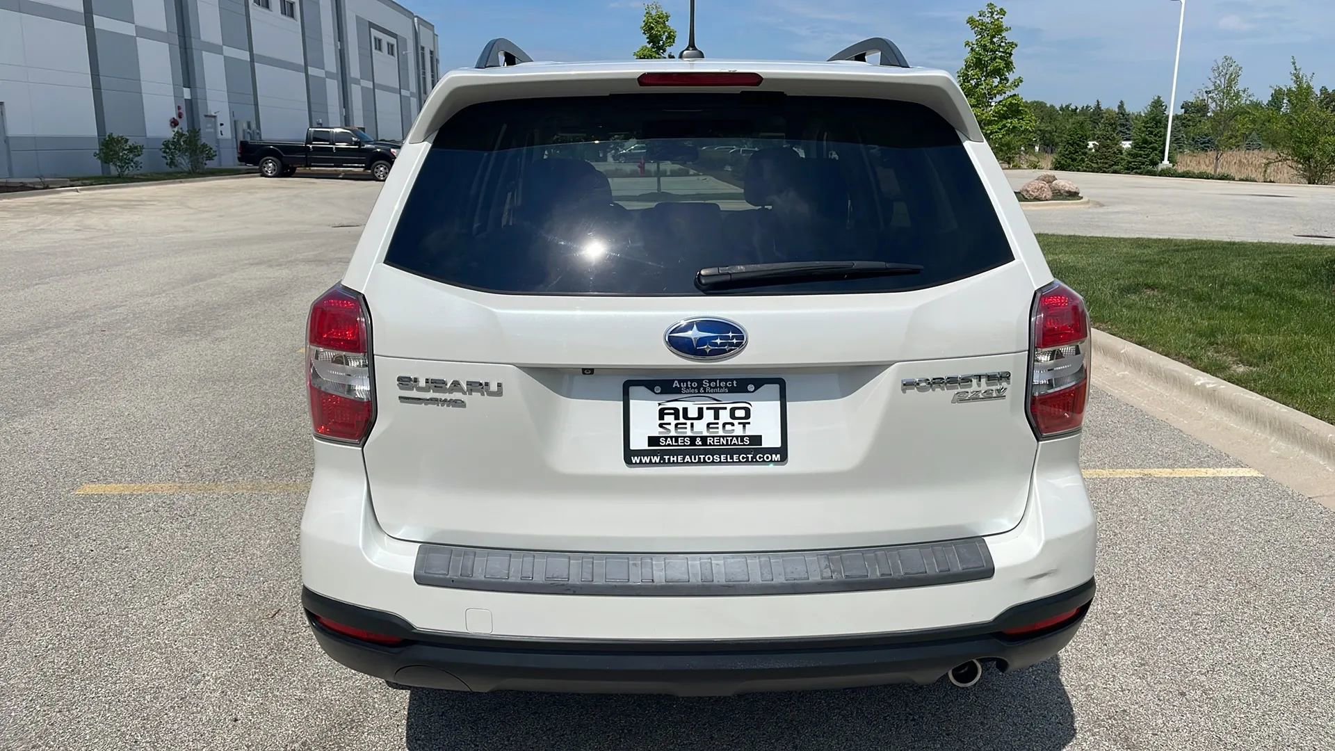 Used 2014 Subaru Forester 2.5i Limited AWD/4WD image 6
