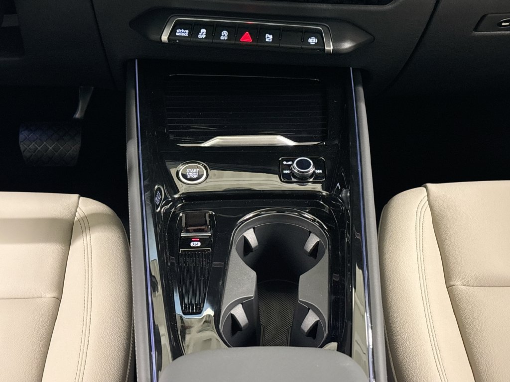 New 2026 Audi Q3 quattro 2.0T AWD/4WD image 13